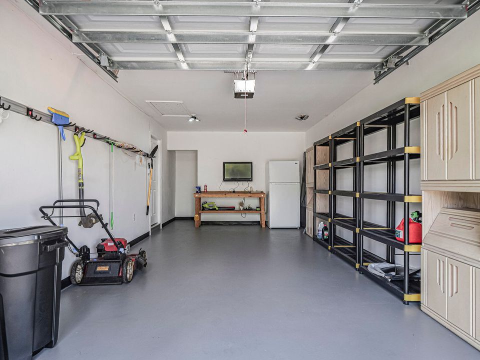 Active With Contract: $289,000 (2 beds, 2 baths, 1440 Square Feet)