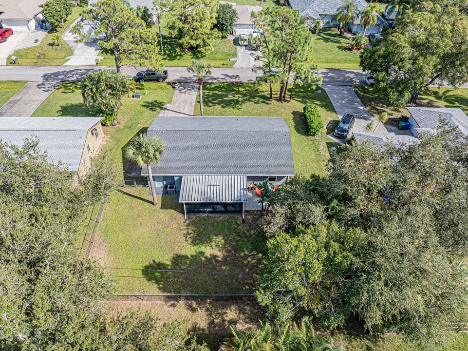 Active With Contract: $289,000 (2 beds, 2 baths, 1440 Square Feet)