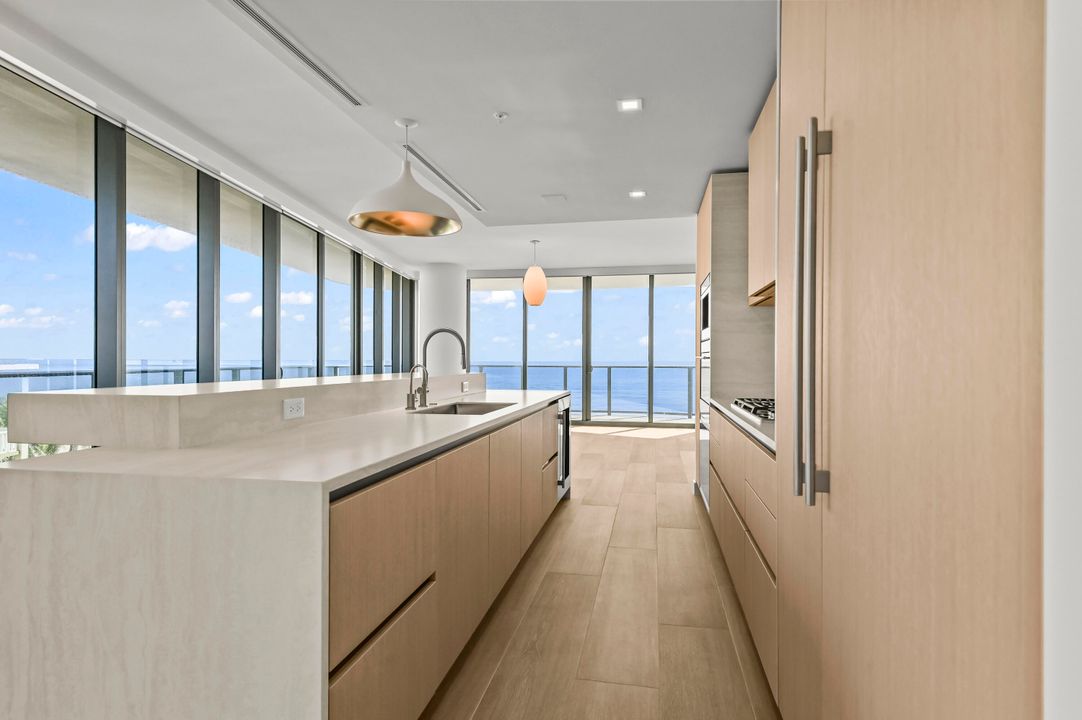 待售: $2,999,999 (3 贝兹, 3 浴室, 2590 平方英尺)