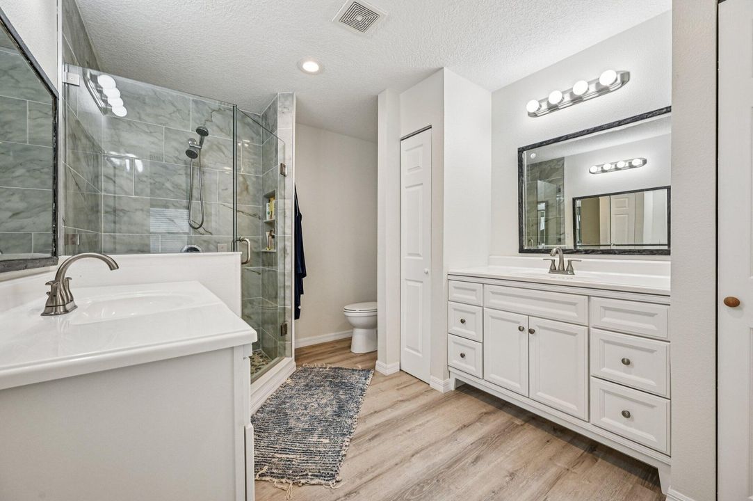 For Sale: $399,900 (2 beds, 2 baths, 1431 Square Feet)