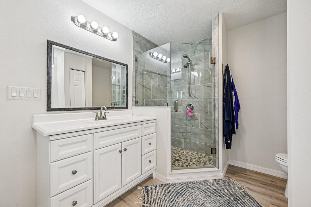 For Sale: $399,900 (2 beds, 2 baths, 1431 Square Feet)