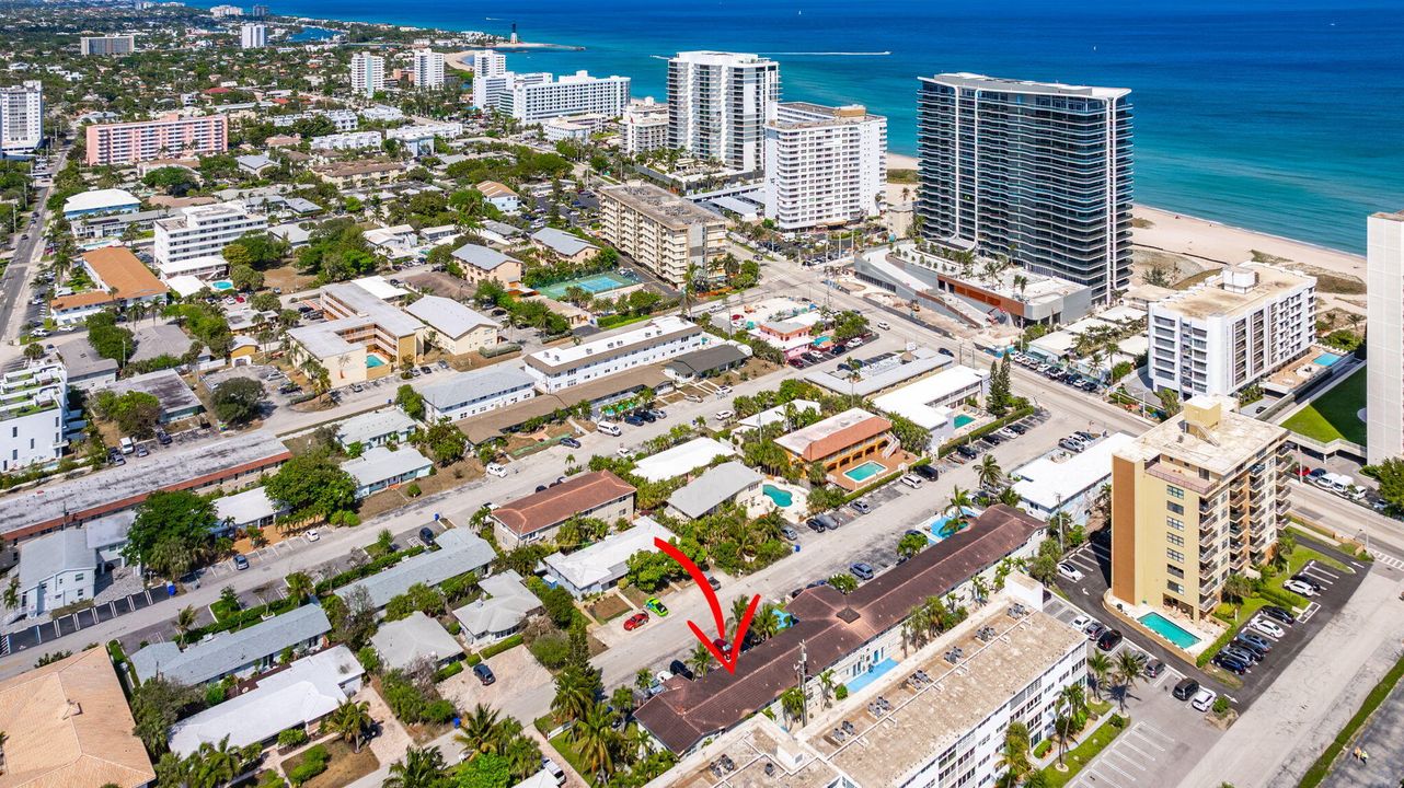 Active With Contract: $199,900 (2 beds, 2 baths, 1150 Square Feet)