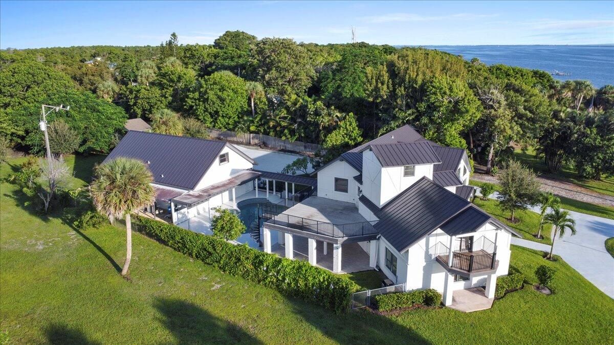 En Venta: $2,300,000 (5 camas, 6 baños, 5431 Pies cuadrados)