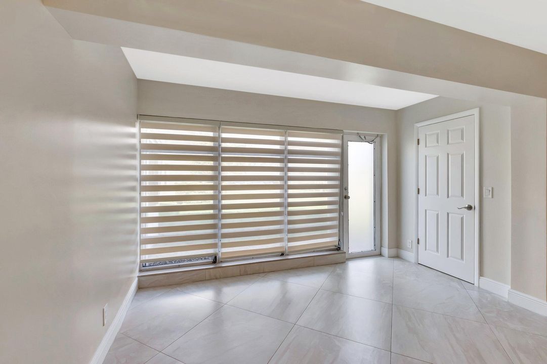 出租: $2,100 (2 贝兹, 2 浴室, 1167 平方英尺)