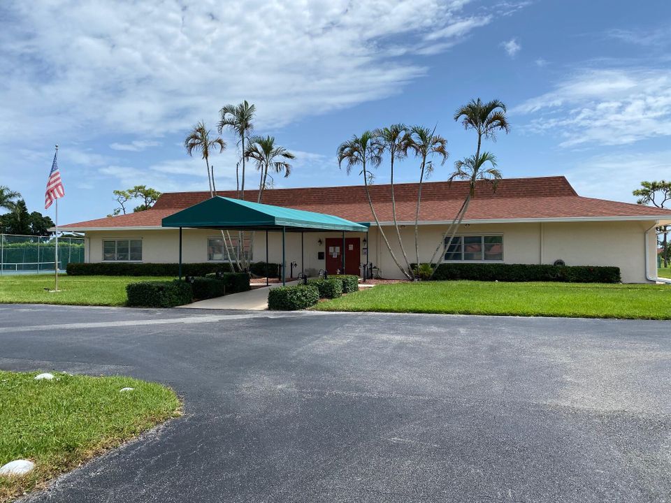 En Venta: $200,000 (2 camas, 2 baños, 1080 Pies cuadrados)