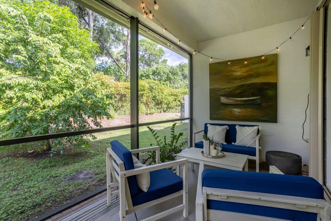 En Venta: $675,000 (4 camas, 2 baños, 2425 Pies cuadrados)