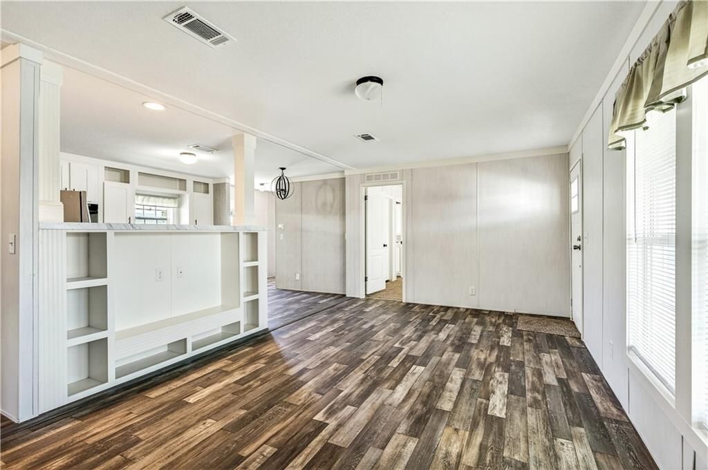 待售: $210,000 (3 贝兹, 2 浴室, 1456 平方英尺)