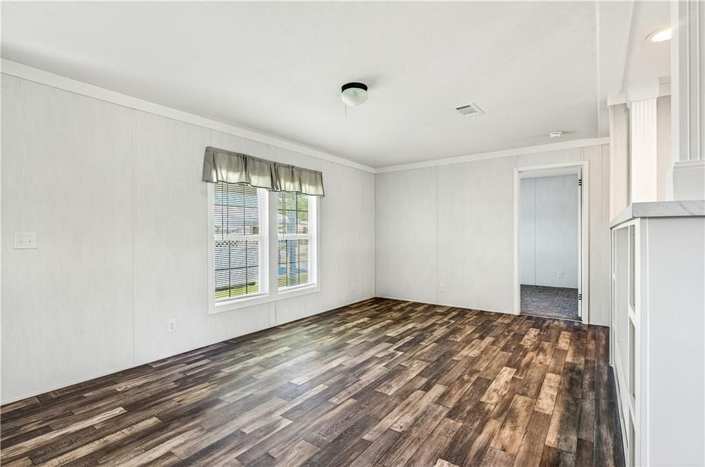 待售: $210,000 (3 贝兹, 2 浴室, 1456 平方英尺)