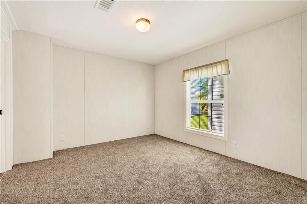 待售: $210,000 (3 贝兹, 2 浴室, 1456 平方英尺)