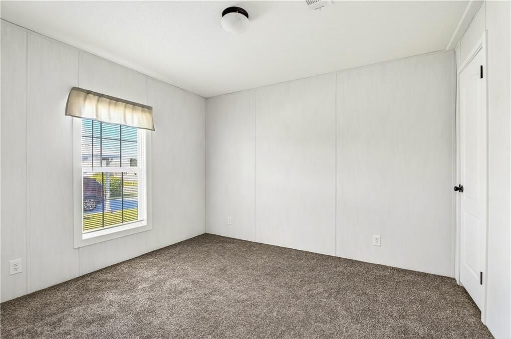 待售: $210,000 (3 贝兹, 2 浴室, 1456 平方英尺)