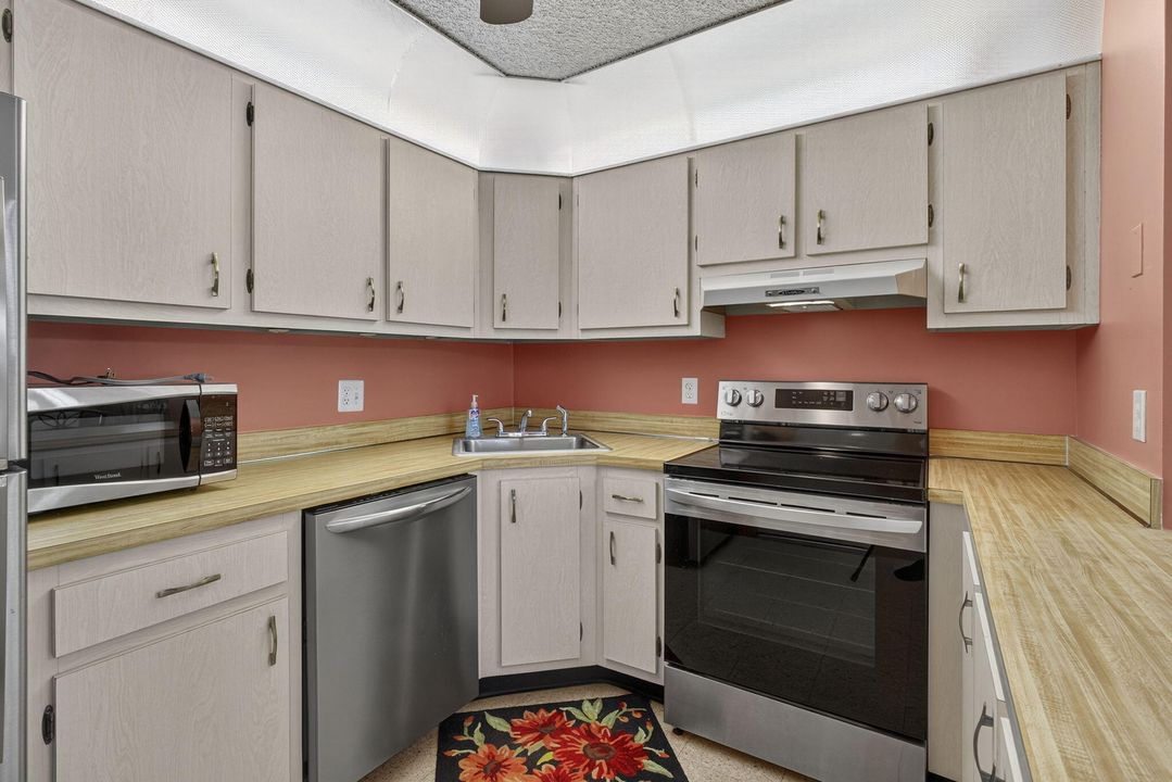 En Venta: $124,900 (2 camas, 1 baños, 935 Pies cuadrados)