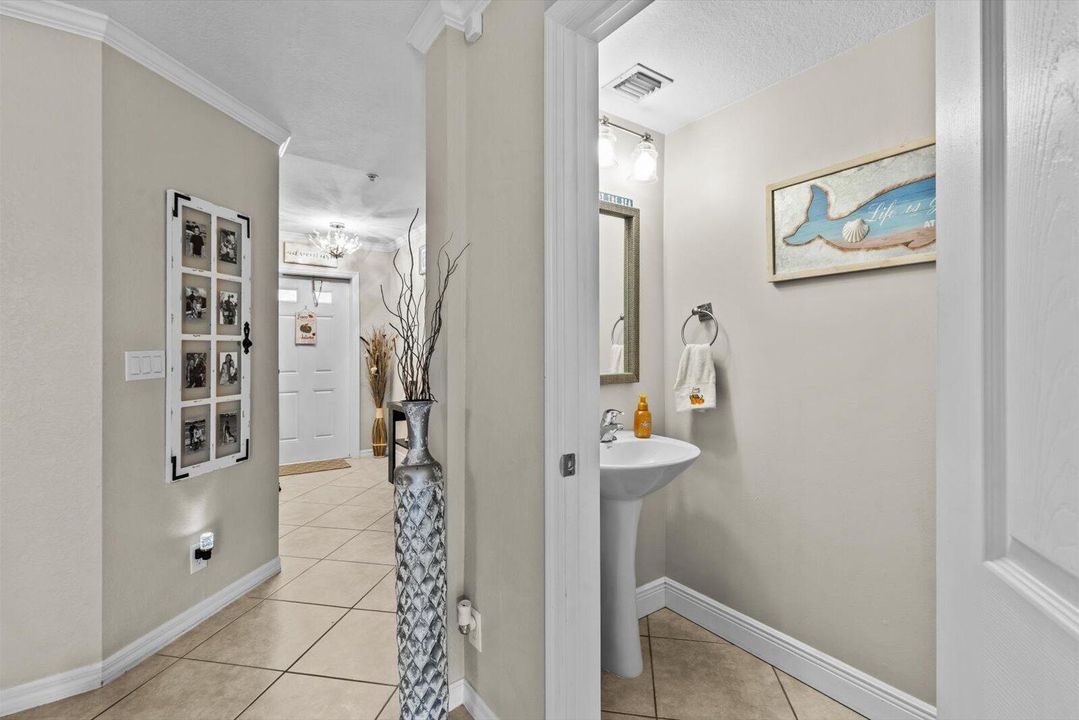 На продажу: $332,500 (3 спален, 2 ванн, 1492 Квадратных фут)