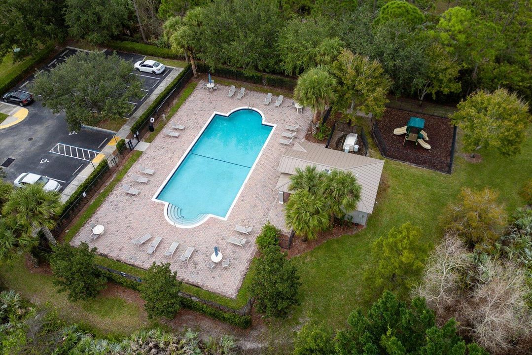 На продажу: $332,500 (3 спален, 2 ванн, 1492 Квадратных фут)