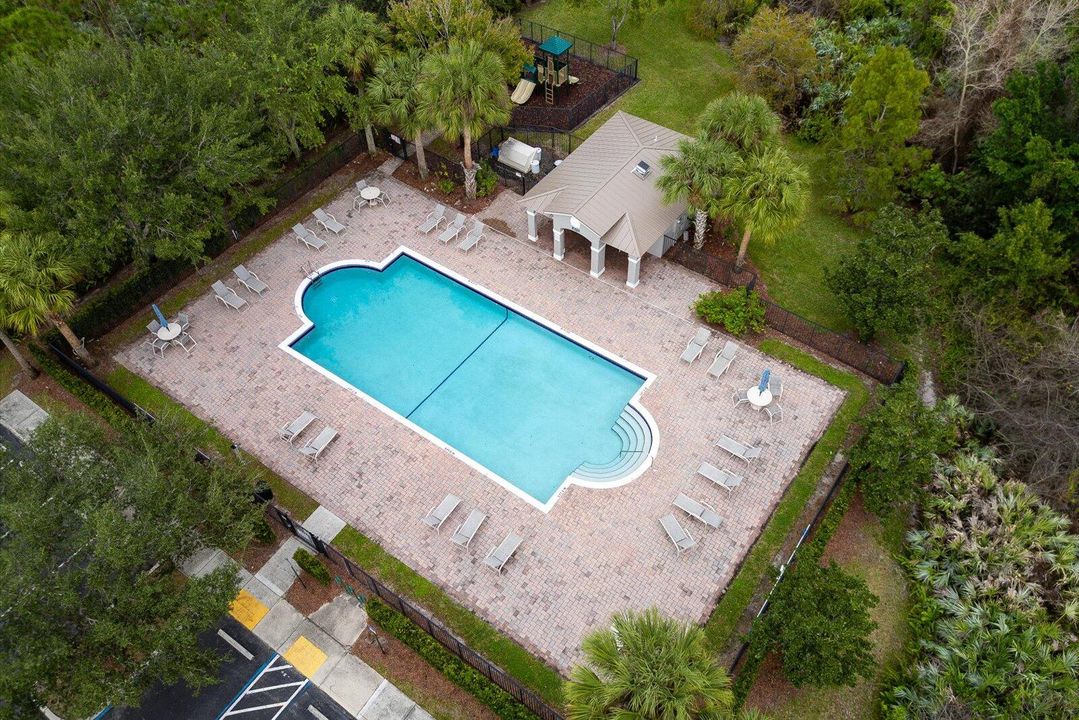 На продажу: $332,500 (3 спален, 2 ванн, 1492 Квадратных фут)