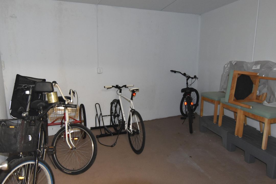 Activo con contrato: $135,000 (2 camas, 2 baños, 896 Pies cuadrados)