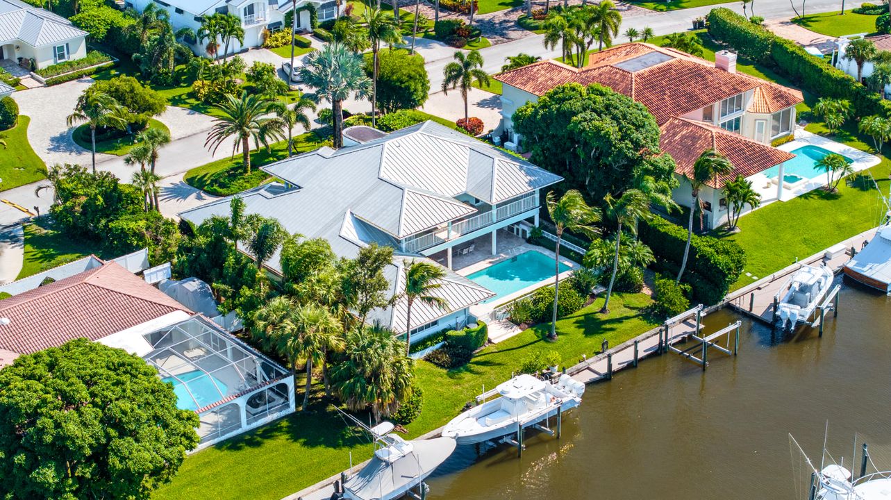 En Venta: $3,495,000 (5 camas, 4 baños, 4527 Pies cuadrados)