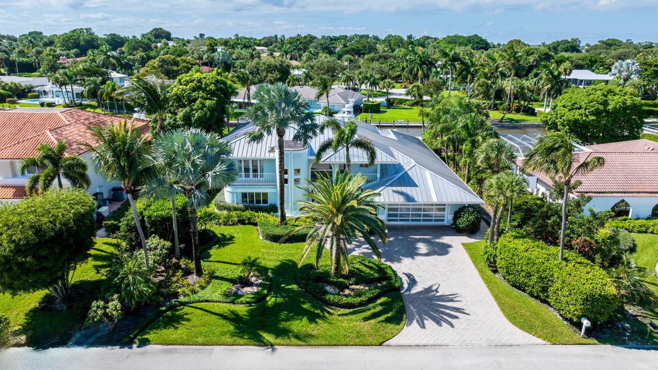 En Venta: $3,495,000 (5 camas, 4 baños, 4527 Pies cuadrados)