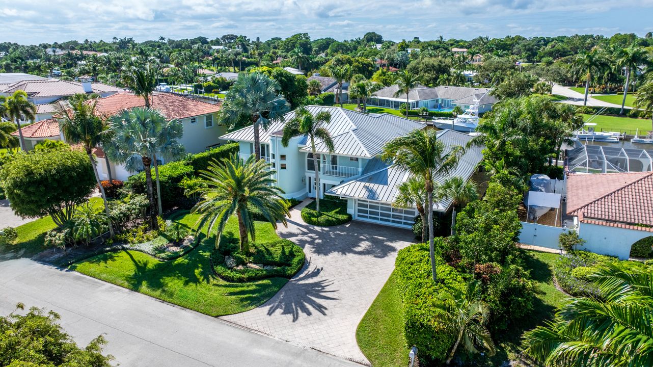 En Venta: $3,495,000 (5 camas, 4 baños, 4527 Pies cuadrados)