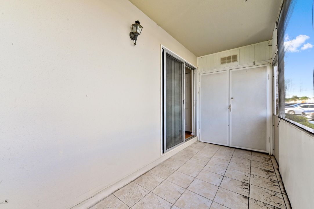 待售: $79,000 (1 贝兹, 1 浴室, 720 平方英尺)