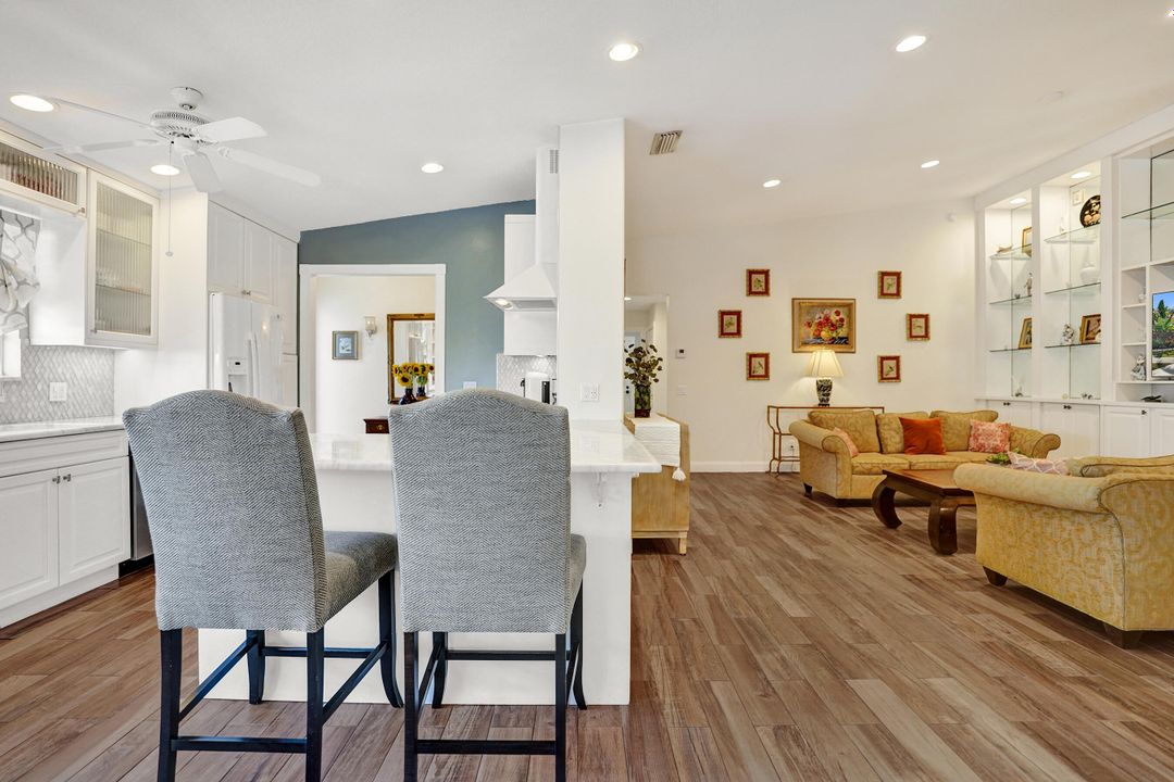 合同活跃: $495,000 (3 贝兹, 2 浴室, 1648 平方英尺)