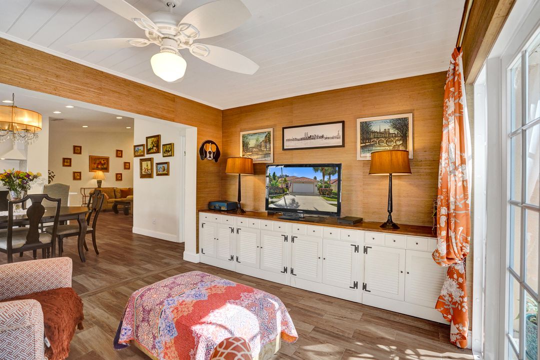 合同活跃: $495,000 (3 贝兹, 2 浴室, 1648 平方英尺)