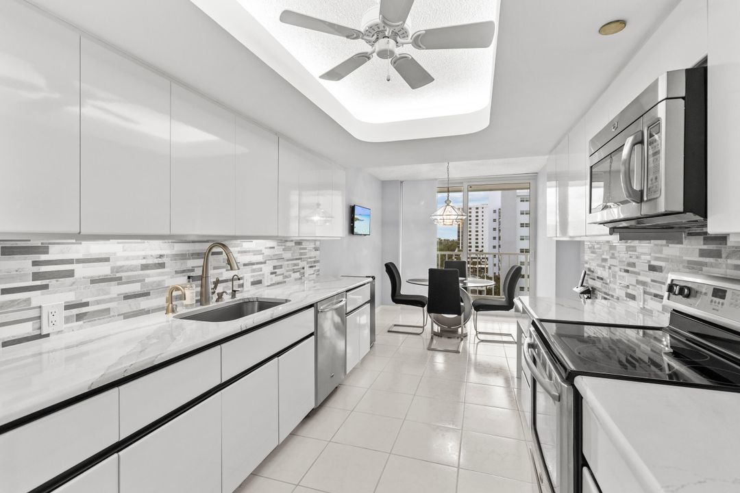 На продажу: $850,000 (2 спален, 2 ванн, 1672 Квадратных фут)