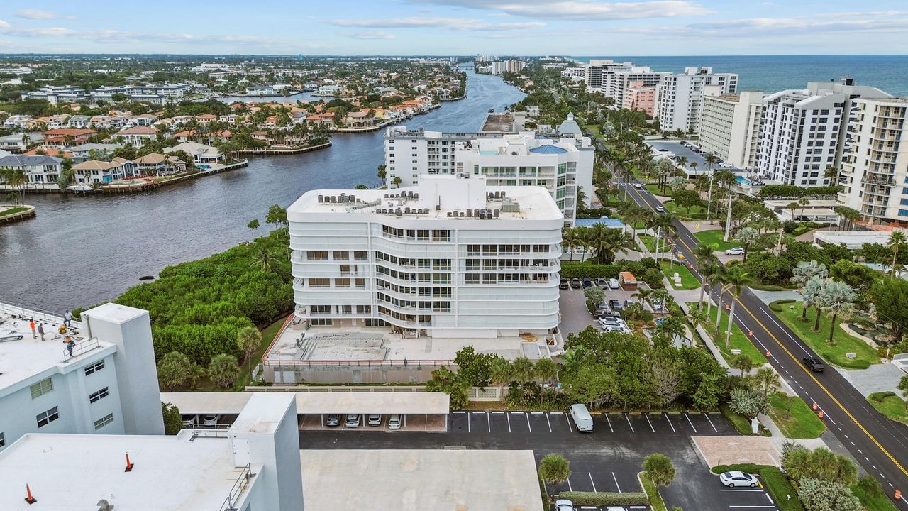 На продажу: $850,000 (2 спален, 2 ванн, 1672 Квадратных фут)