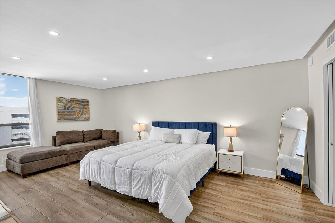 For Rent: $8,500 (3 beds, 2 baths, 1840 Square Feet)