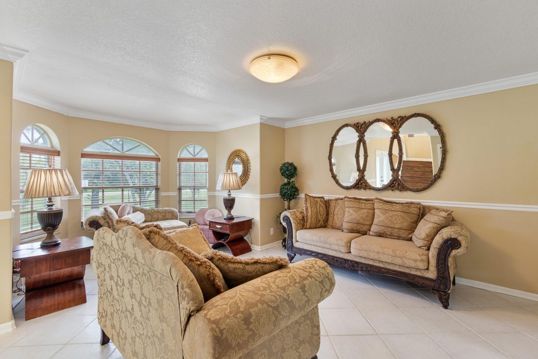 待售: $1,275,000 (6 贝兹, 5 浴室, 4462 平方英尺)