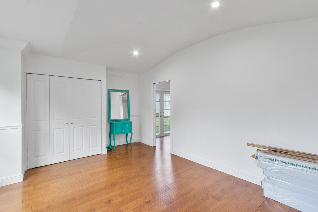 待售: $1,275,000 (6 贝兹, 5 浴室, 4462 平方英尺)