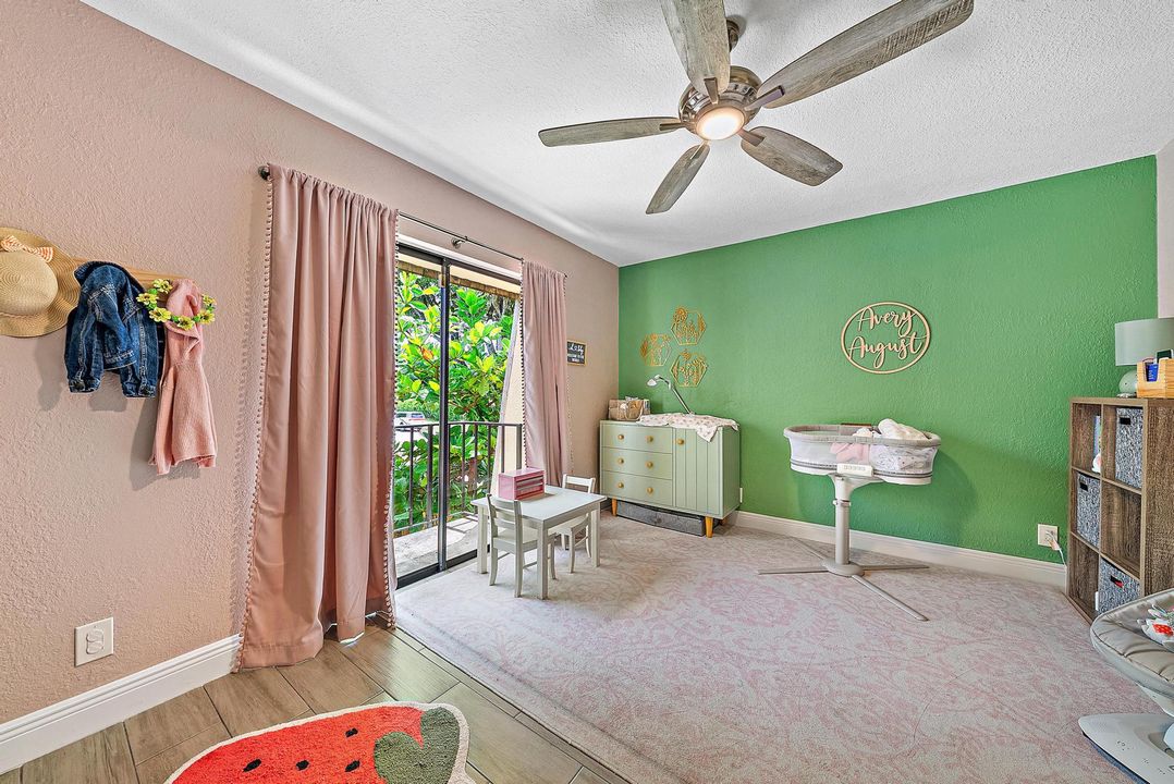 En Venta: $315,500 (2 camas, 2 baños, 1232 Pies cuadrados)