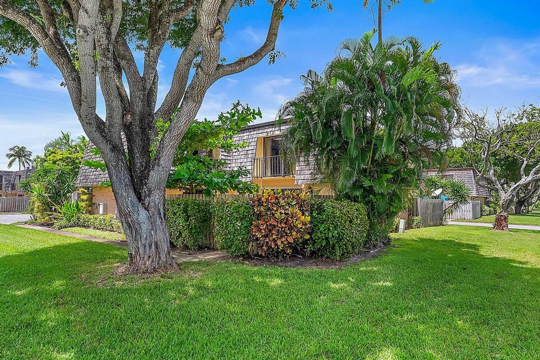 En Venta: $315,500 (2 camas, 2 baños, 1232 Pies cuadrados)