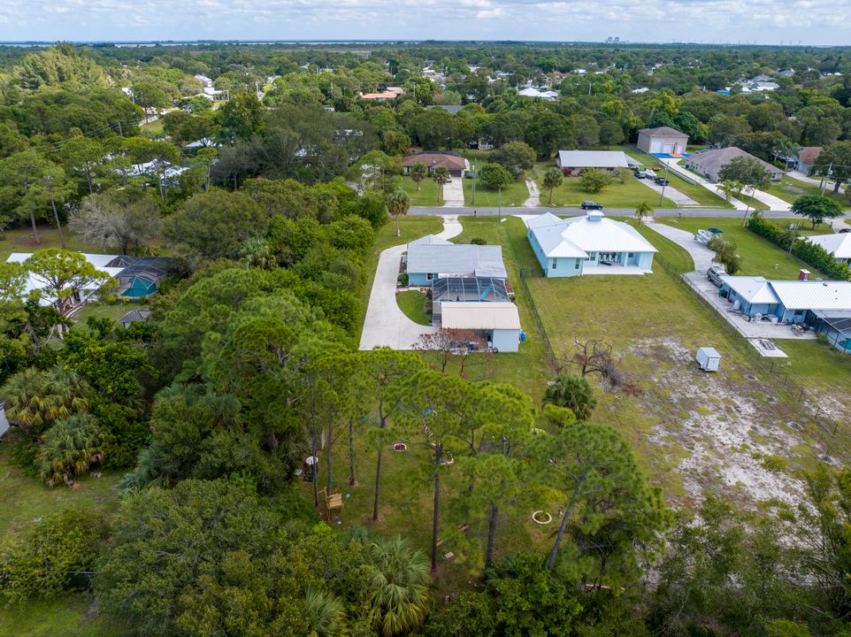 На продажу: $525,000 (3 спален, 2 ванн, 1764 Квадратных фут)