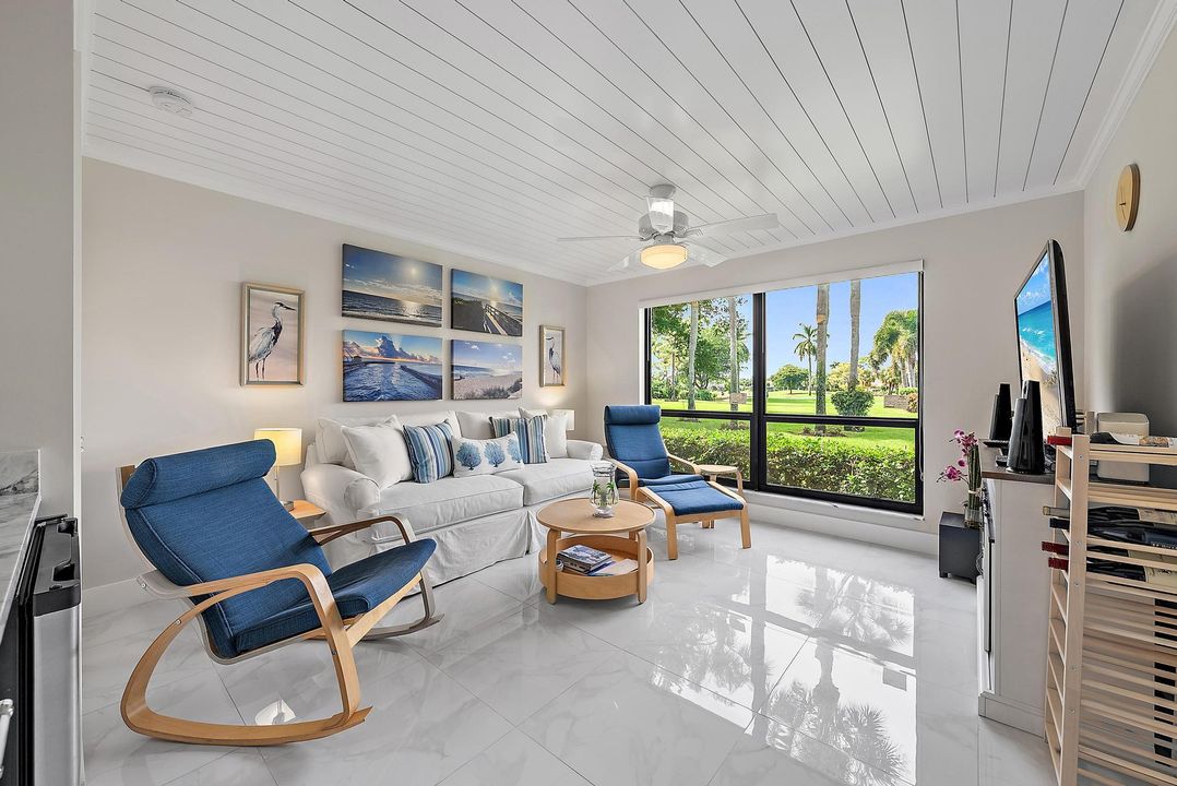 待售: $684,000 (3 贝兹, 2 浴室, 1958 平方英尺)