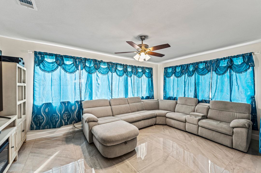 На продажу: $525,000 (3 спален, 2 ванн, 1764 Квадратных фут)