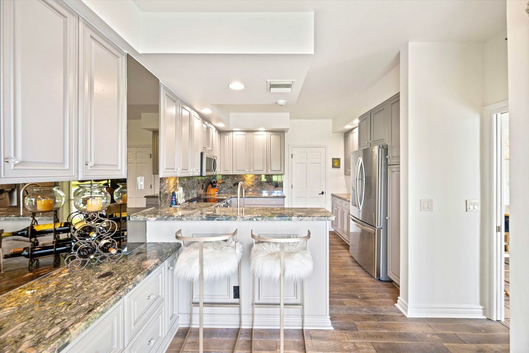 En Venta: $1,650,000 (4 camas, 4 baños, 2370 Pies cuadrados)