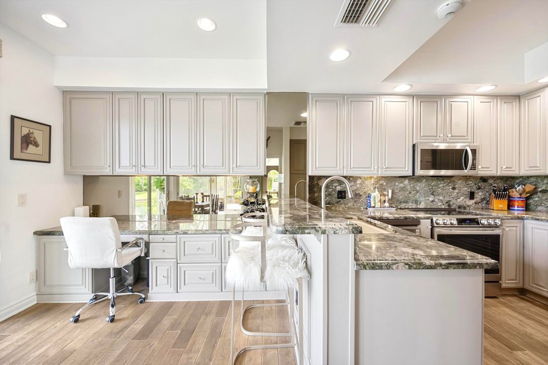 En Venta: $1,650,000 (4 camas, 4 baños, 2370 Pies cuadrados)