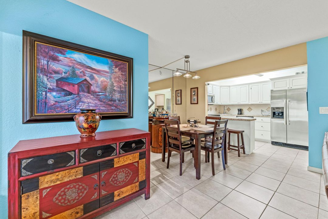 合同活跃: $155,000 (2 贝兹, 1 浴室, 935 平方英尺)