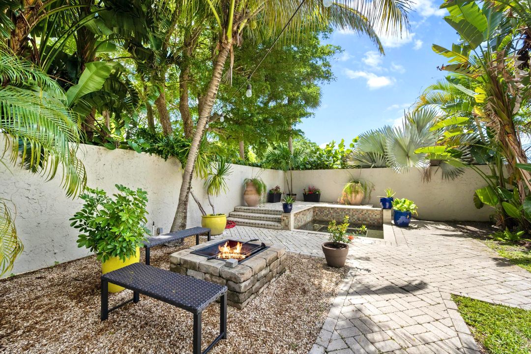 En Venta: $1,650,000 (4 camas, 4 baños, 2370 Pies cuadrados)