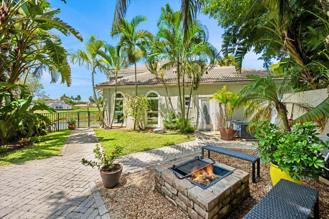 En Venta: $1,650,000 (4 camas, 4 baños, 2370 Pies cuadrados)