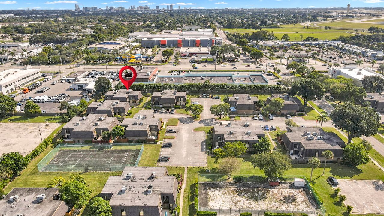 En Venta: $265,000 (2 camas, 1 baños, 1272 Pies cuadrados)