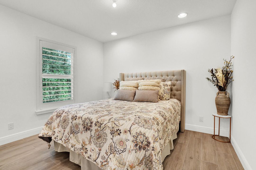 For Sale: $1,399,000 (4 beds, 3 baths, 2418 Square Feet)