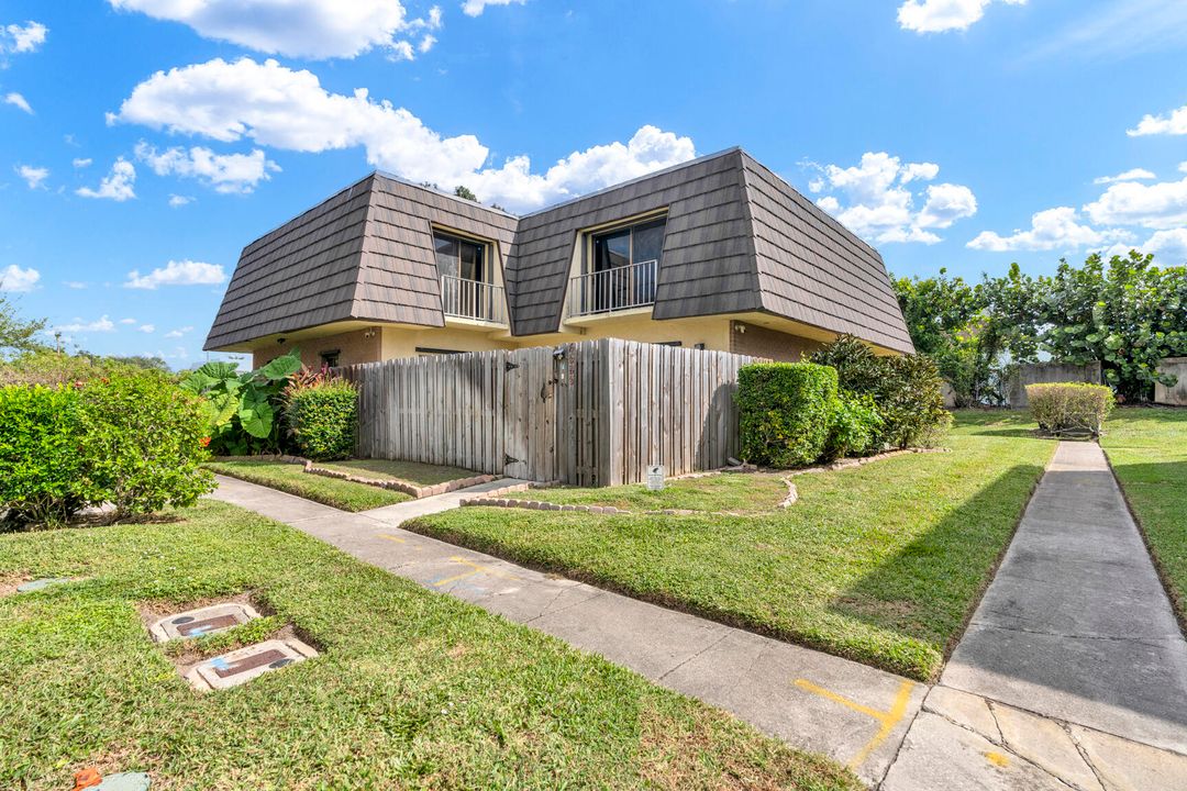 En Venta: $265,000 (2 camas, 1 baños, 1272 Pies cuadrados)