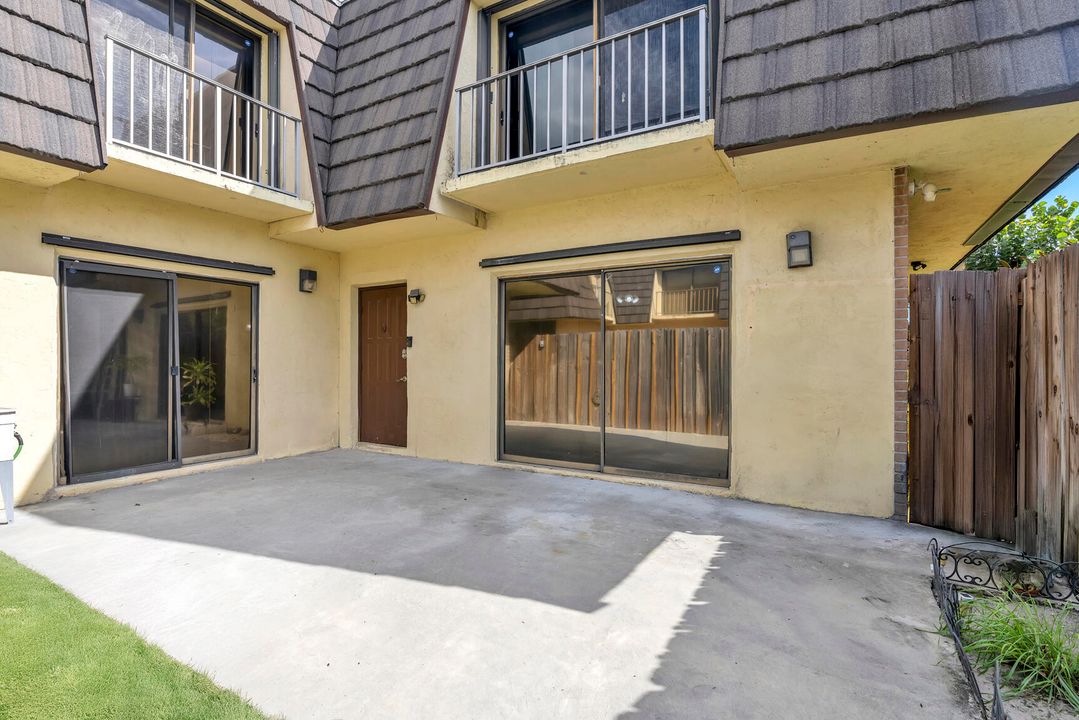 En Venta: $265,000 (2 camas, 1 baños, 1272 Pies cuadrados)