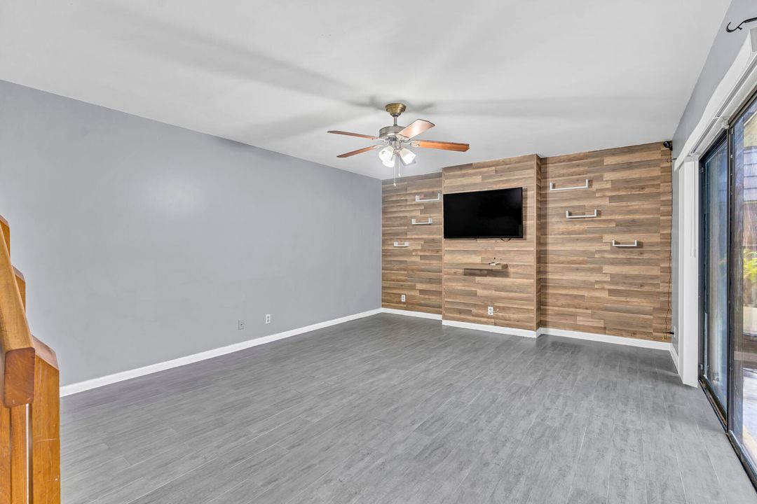 En Venta: $265,000 (2 camas, 1 baños, 1272 Pies cuadrados)