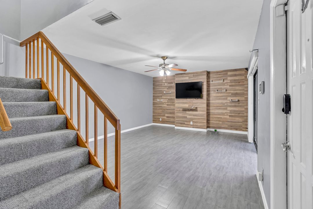 En Venta: $265,000 (2 camas, 1 baños, 1272 Pies cuadrados)