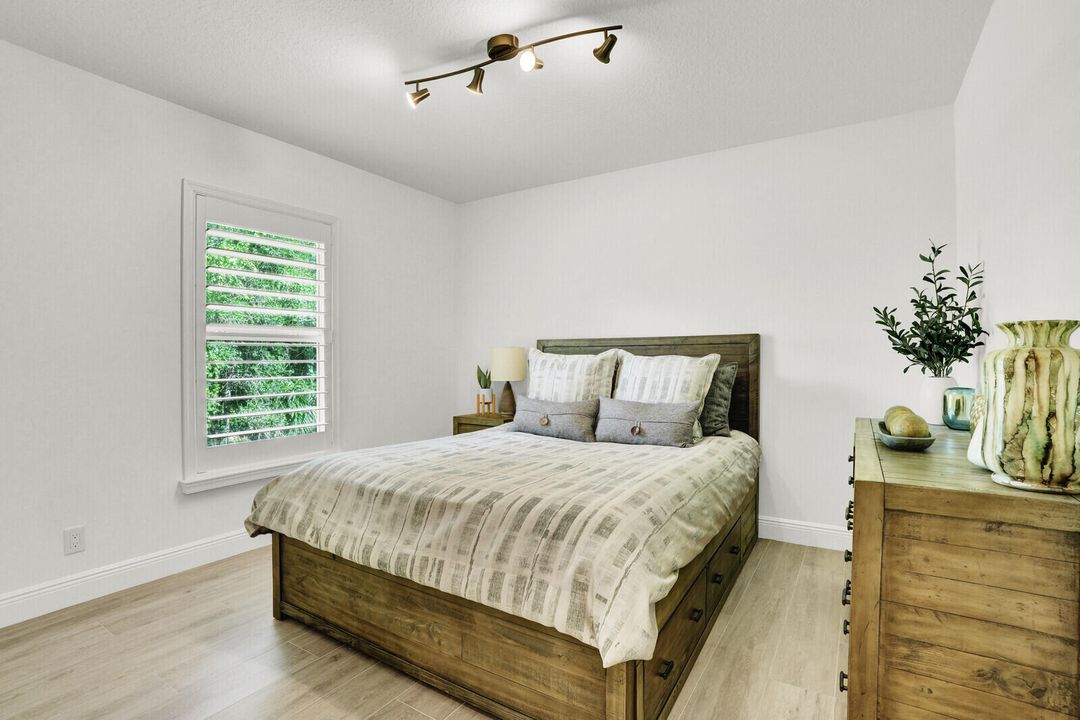 For Sale: $1,399,000 (4 beds, 3 baths, 2418 Square Feet)