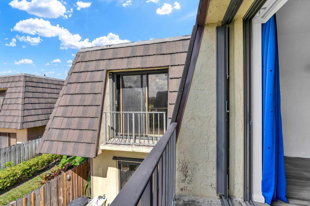 En Venta: $265,000 (2 camas, 1 baños, 1272 Pies cuadrados)