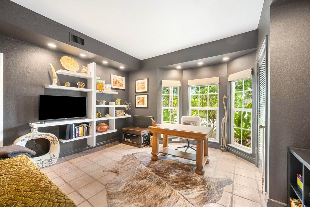 En Venta: $1,650,000 (4 camas, 4 baños, 2370 Pies cuadrados)