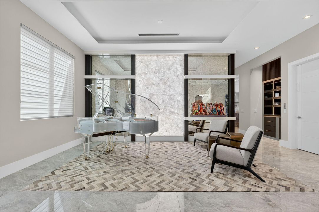 En Venta: $5,395,000 (5 camas, 5 baños, 5012 Pies cuadrados)